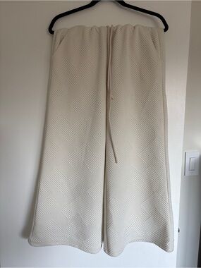 See and Be Seen Cream Textured Geometric Knit Wide Leg Cropped Pants